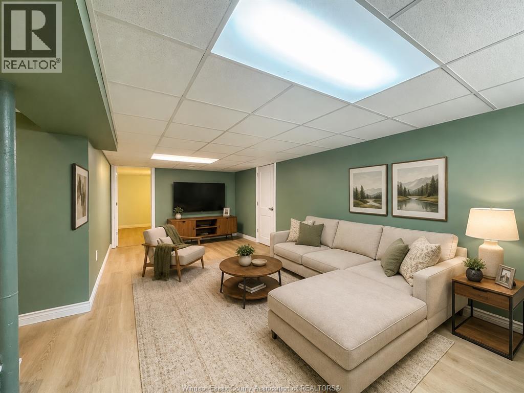 805 MATTHEW BRADY BOULEVARD - 30