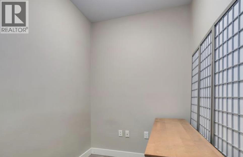 2308 963 CHARLAND AVENUE — photo 5