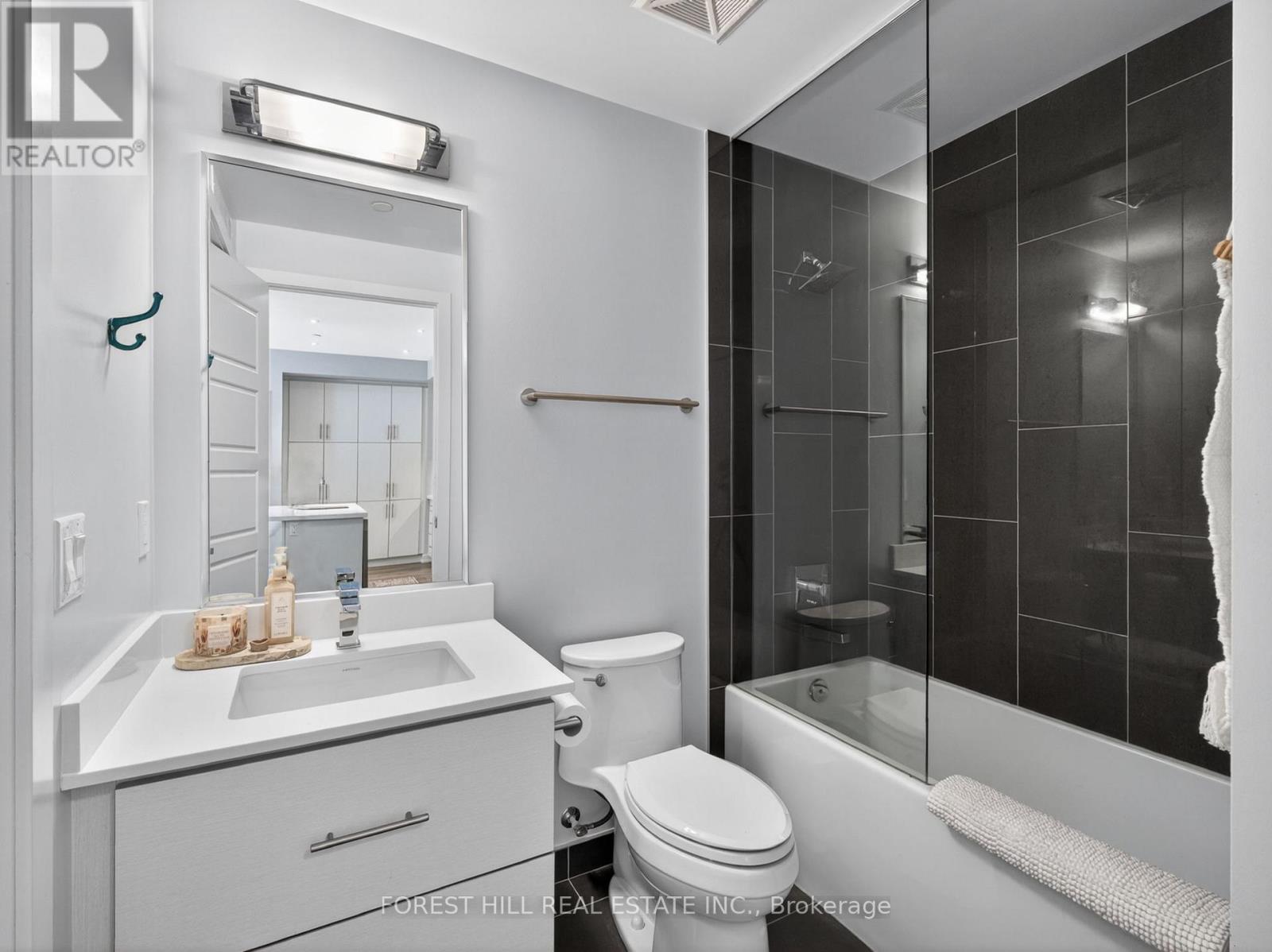 #133 375 SEA RAY AVENUE - Image 17