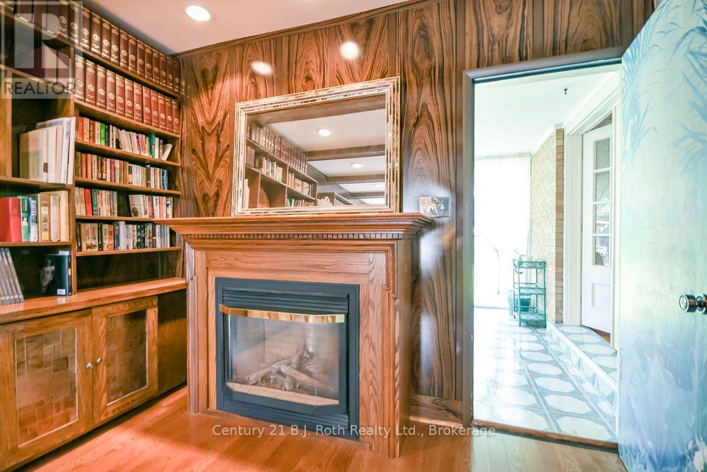 26 DALTON CRESCENT N - Image 16