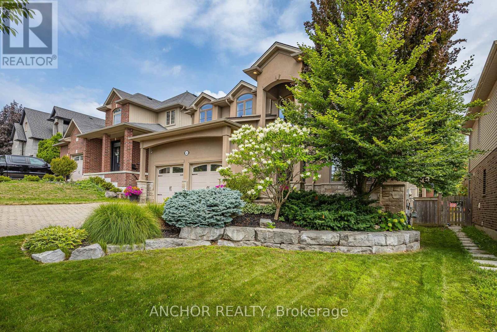5 bedroom Single Family interior view, 646 Redtail Trail, London North (North M), Ontario