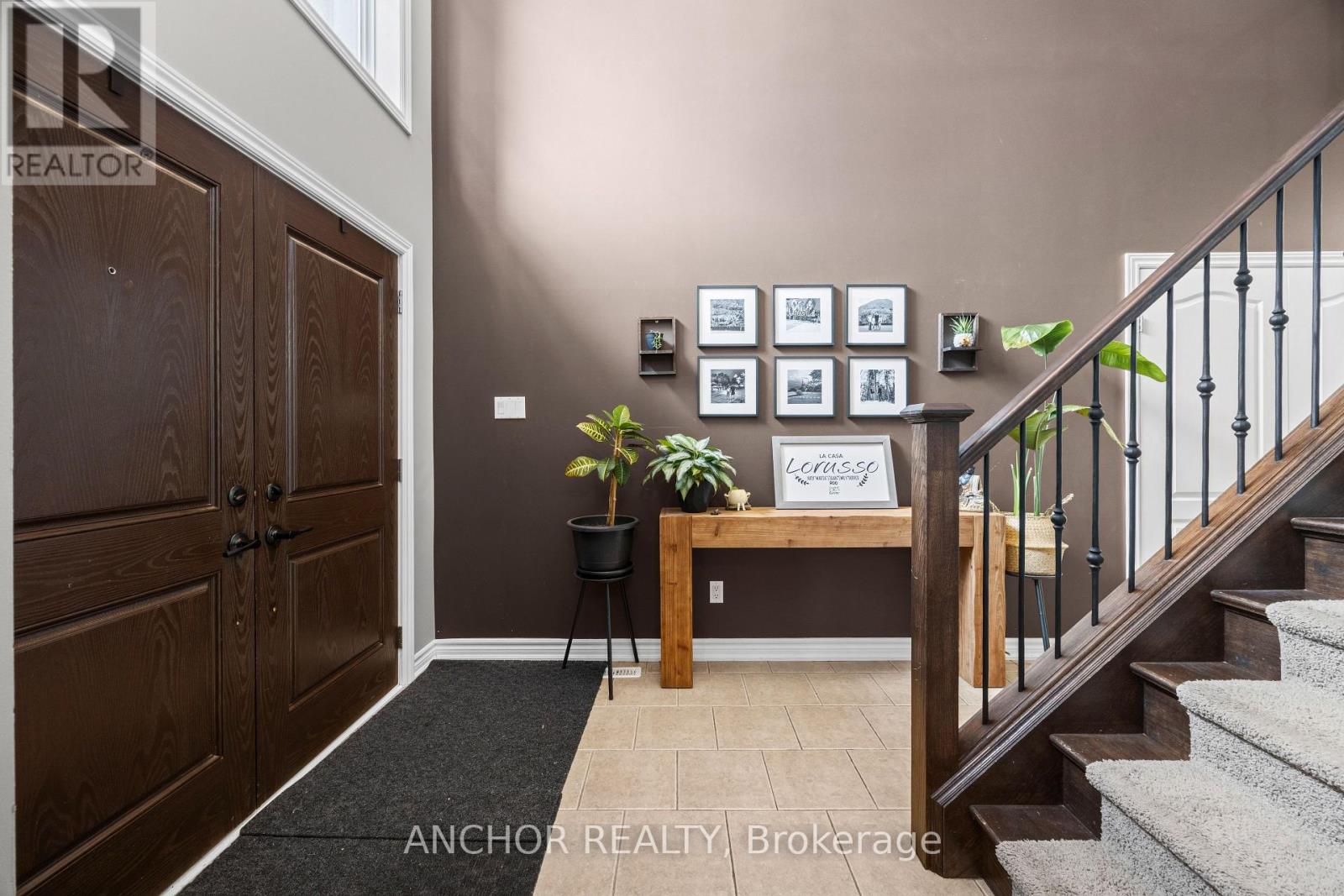 5 bedroom Single Family interior view, 646 Redtail Trail, London North (North M), Ontario