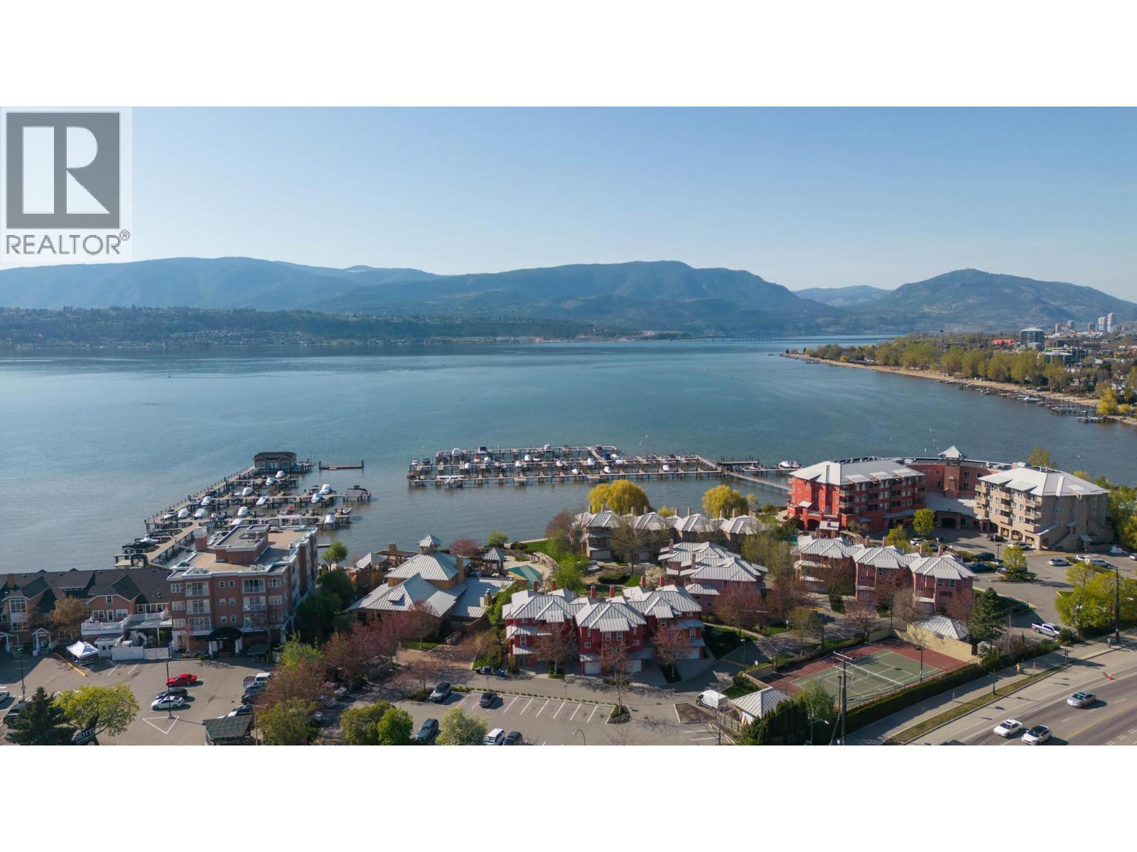 308 654 Cook Road, Kelowna