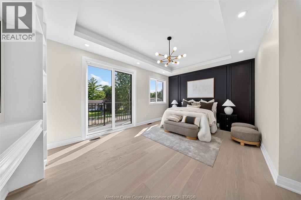 113 LAURIER DRIVE - 2