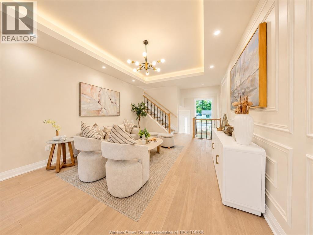 113 LAURIER DRIVE - 8