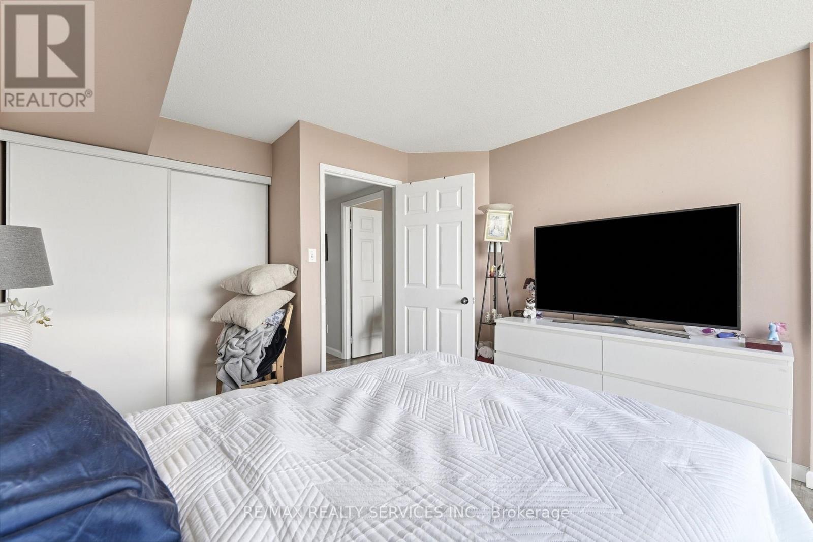 #2007 50 EGLINTON AVENUE W - Image 30
