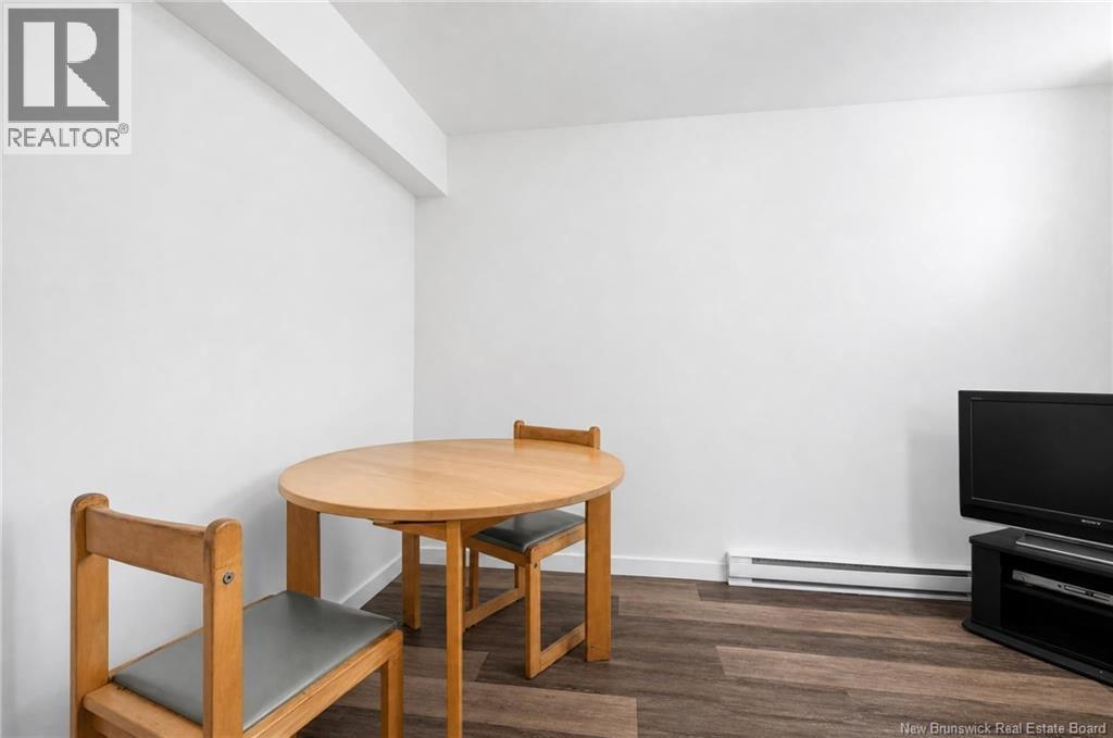 8 Kirk Street - Image 27
