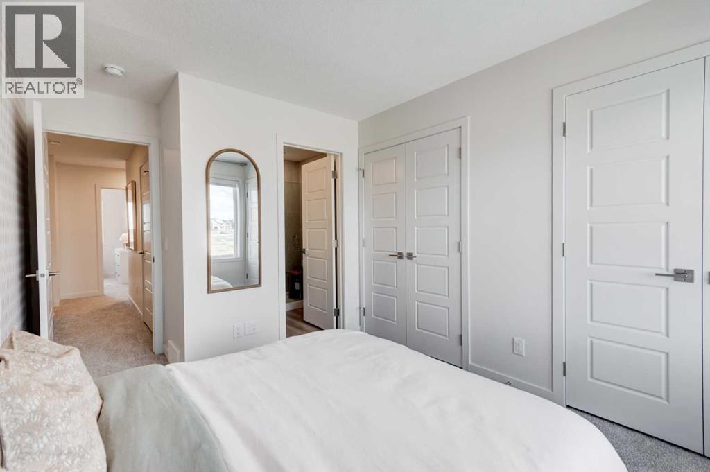 7369 MERCADO Avenue SE - Image 19