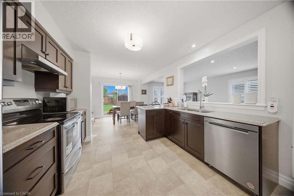 300 HUTTON Street E - Image 11