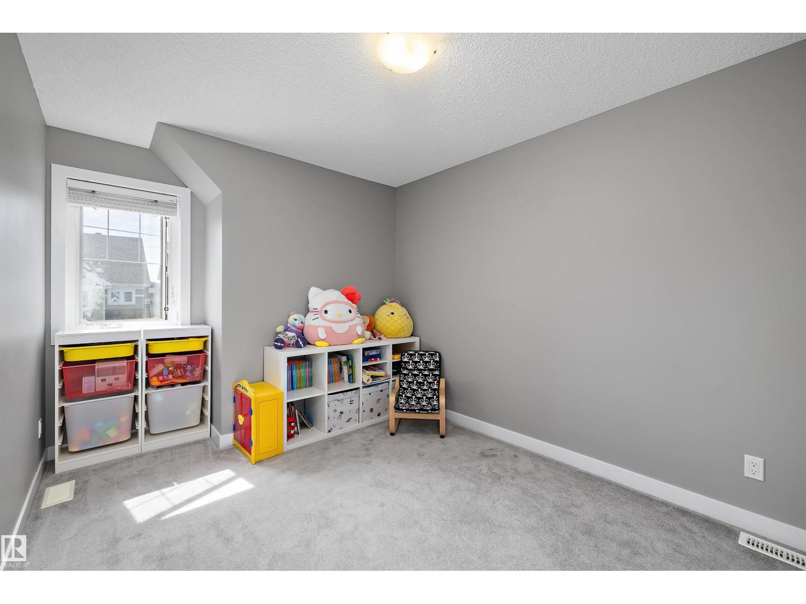 8412 24 AV SW - 28