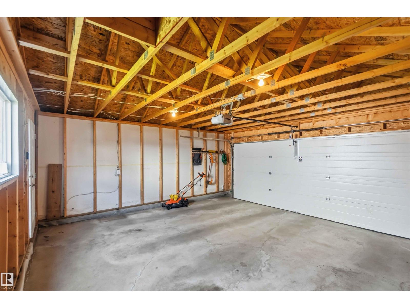 21839 99 AV NW - Image 46