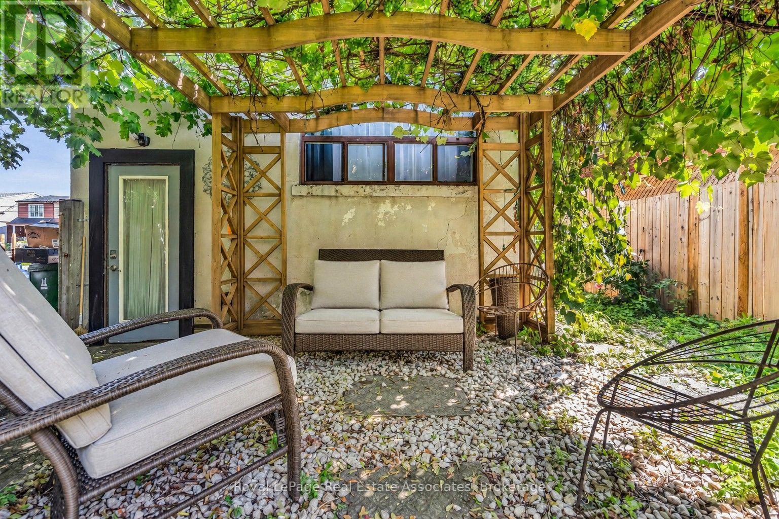 62 ROWNTREE AVENUE - Image 42