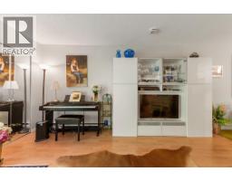215 4373 Halifax Street, Burnaby, BC V5C5Z2 Photo 8