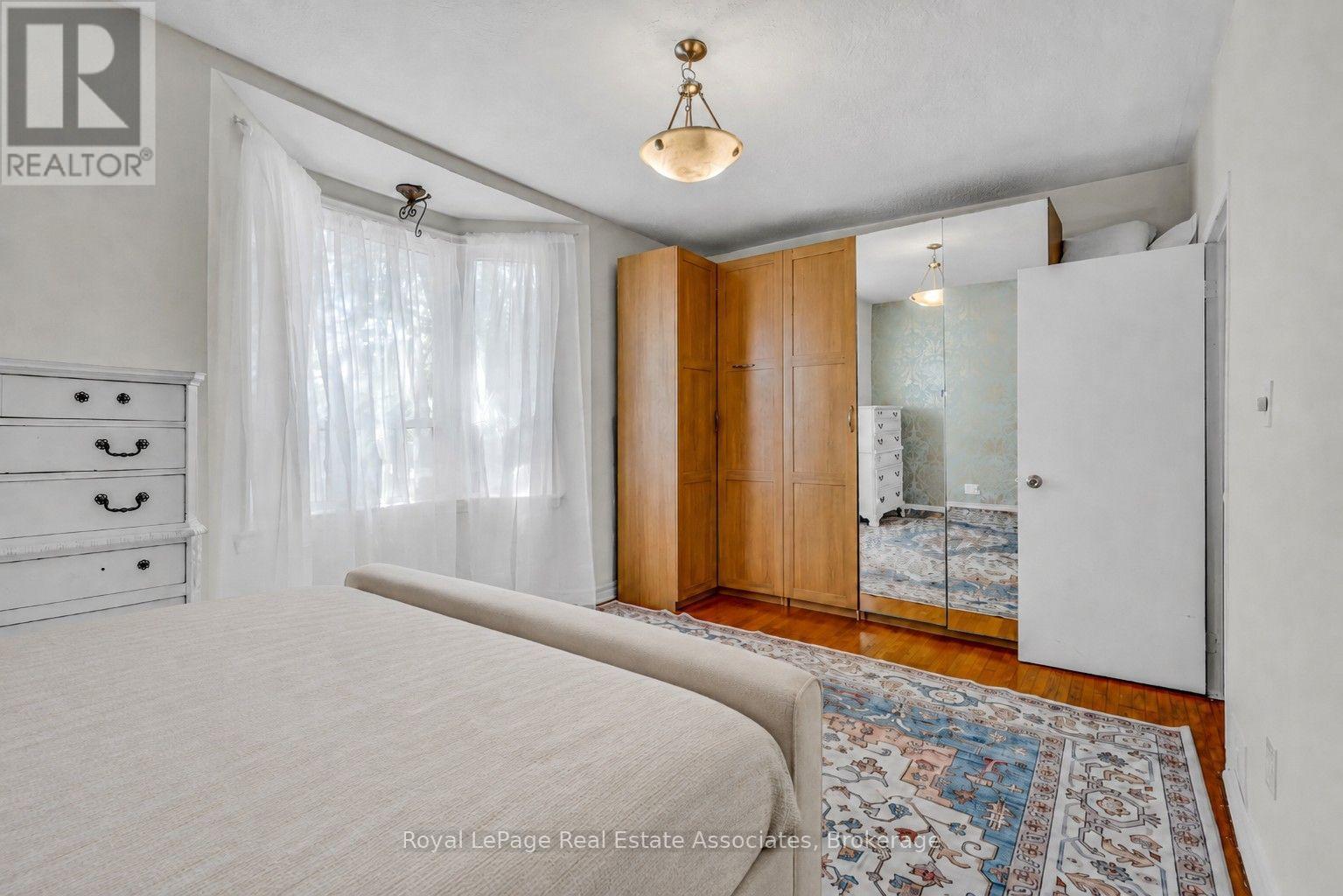 62 ROWNTREE AVENUE - 38