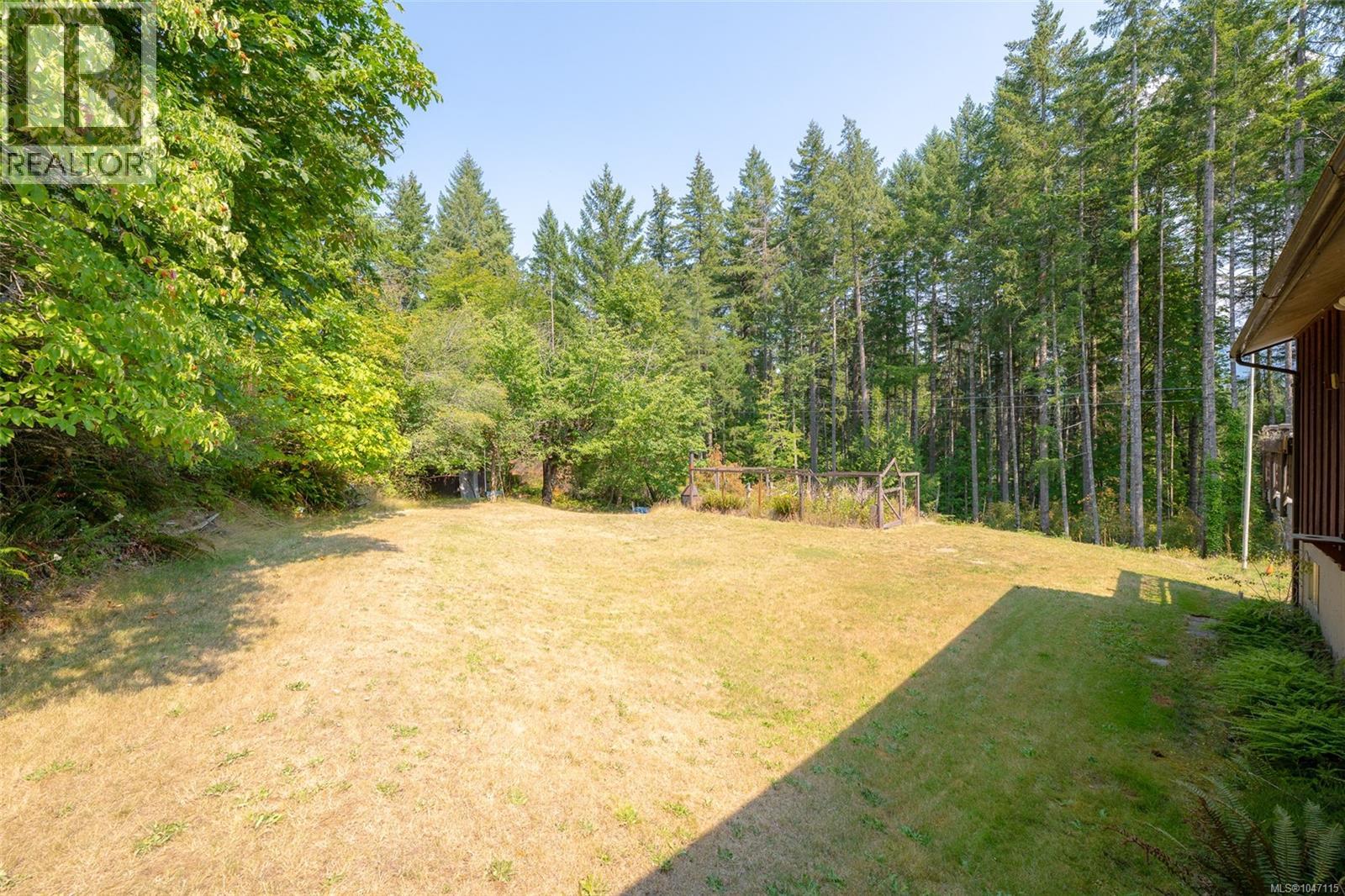 4581 Wellington Ave - Image 47