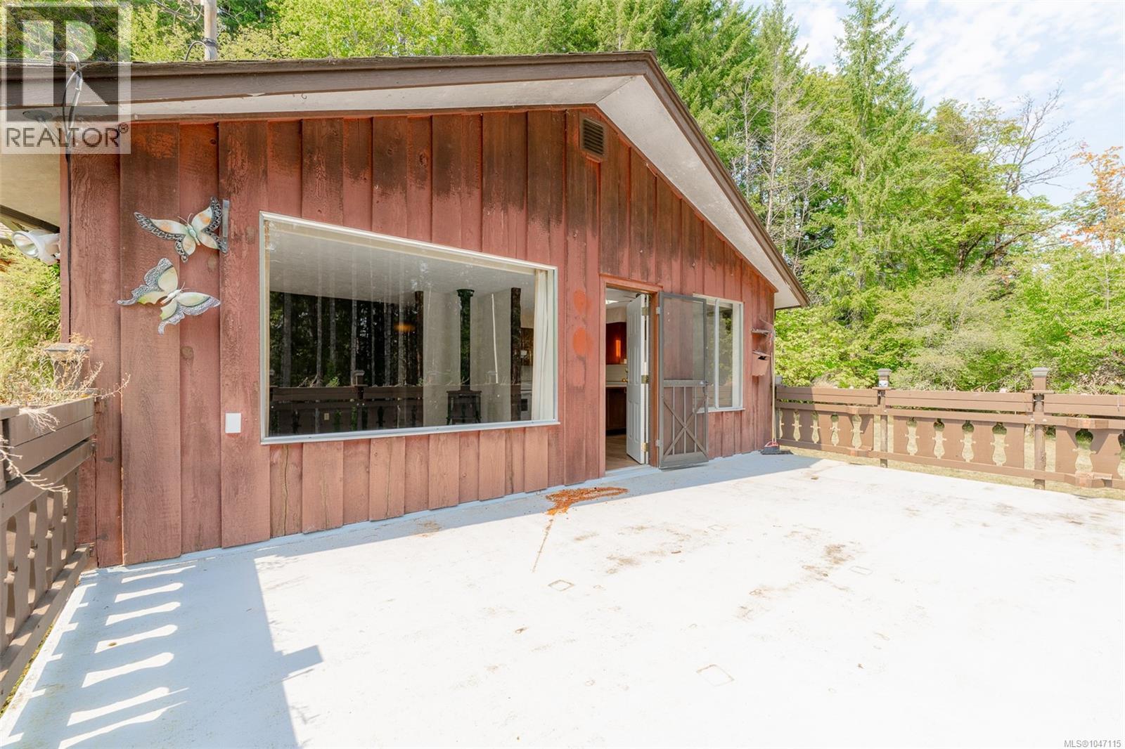 4581 Wellington Ave - 18