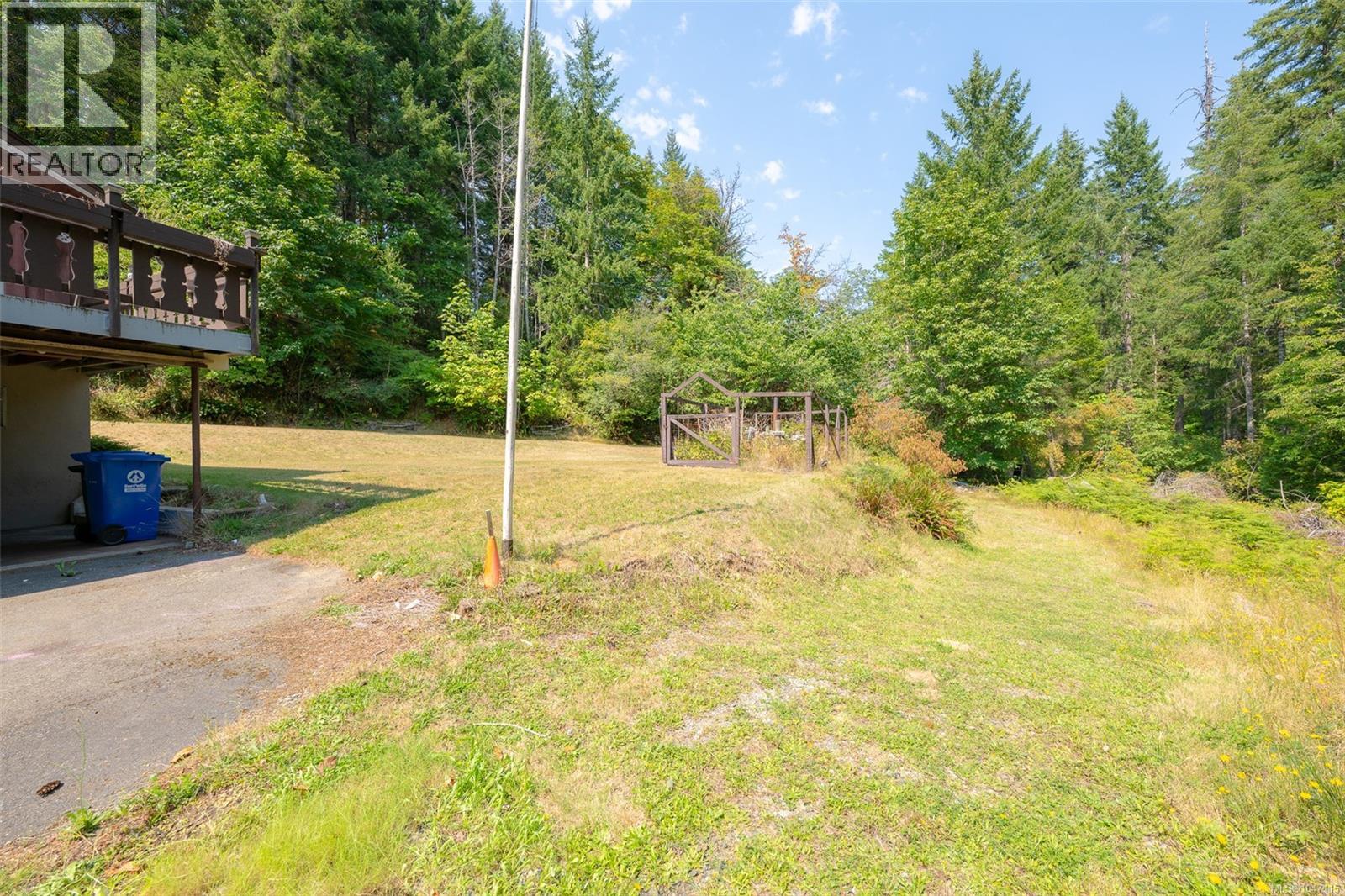 4581 Wellington Ave - 45