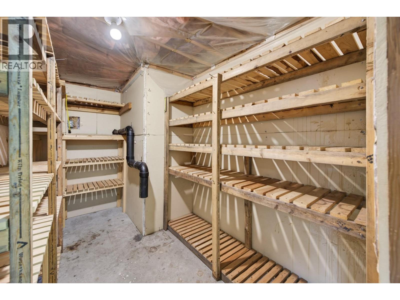 2268 SCHINDLER Crescent - Image 35