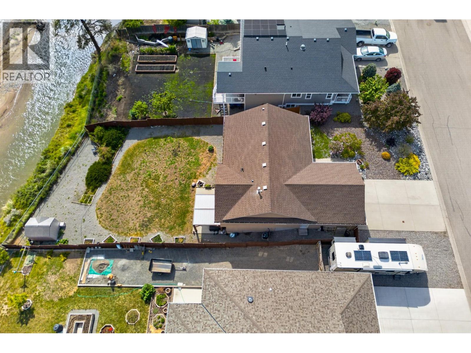 1616 Fir Road - 41