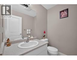 Bedroom - 335 Gerstmar Road Unit# 3, Kelowna, BC V1X4A6 Photo 10