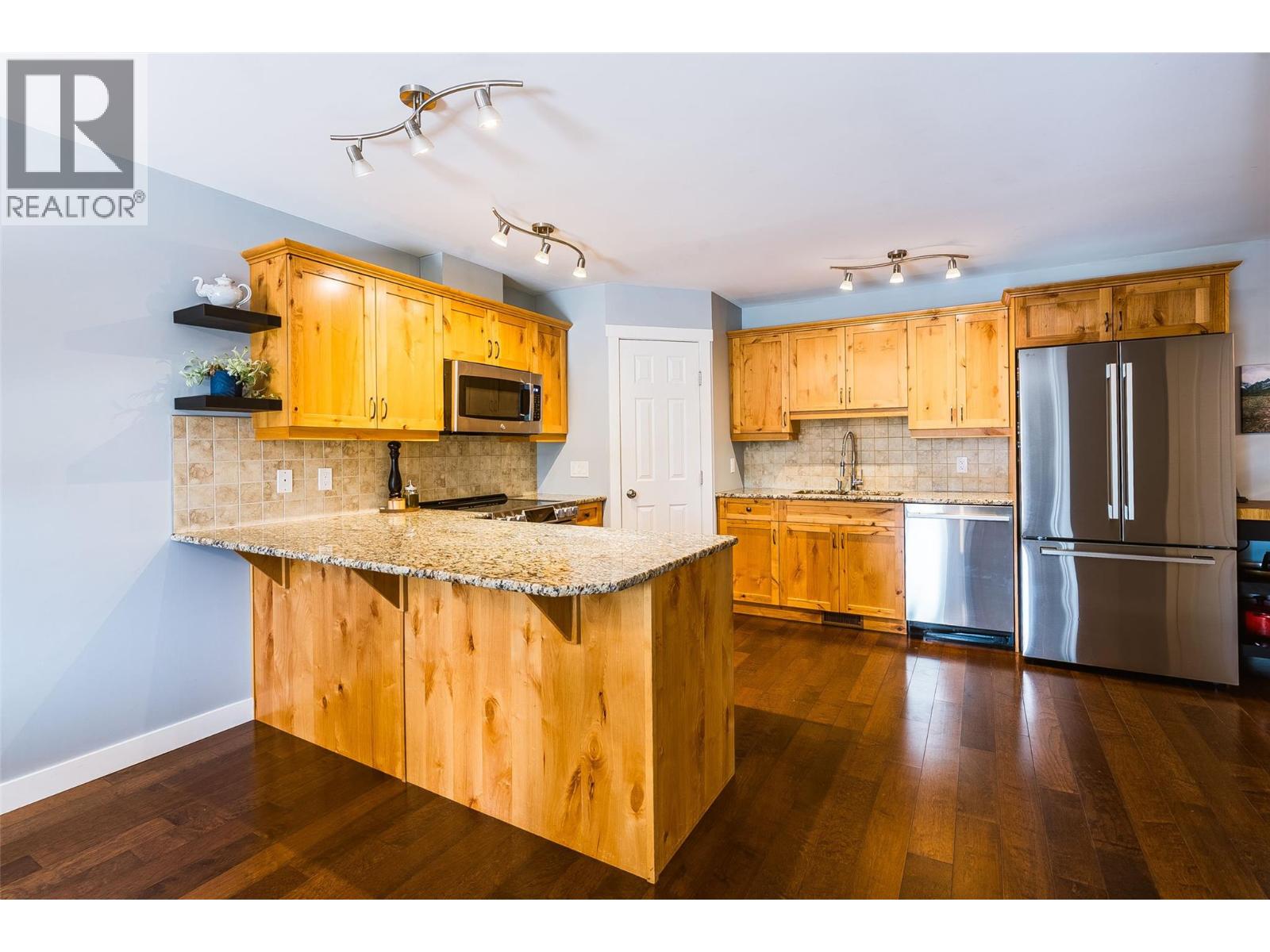 #3 989 Swansea View Road - Image 3
