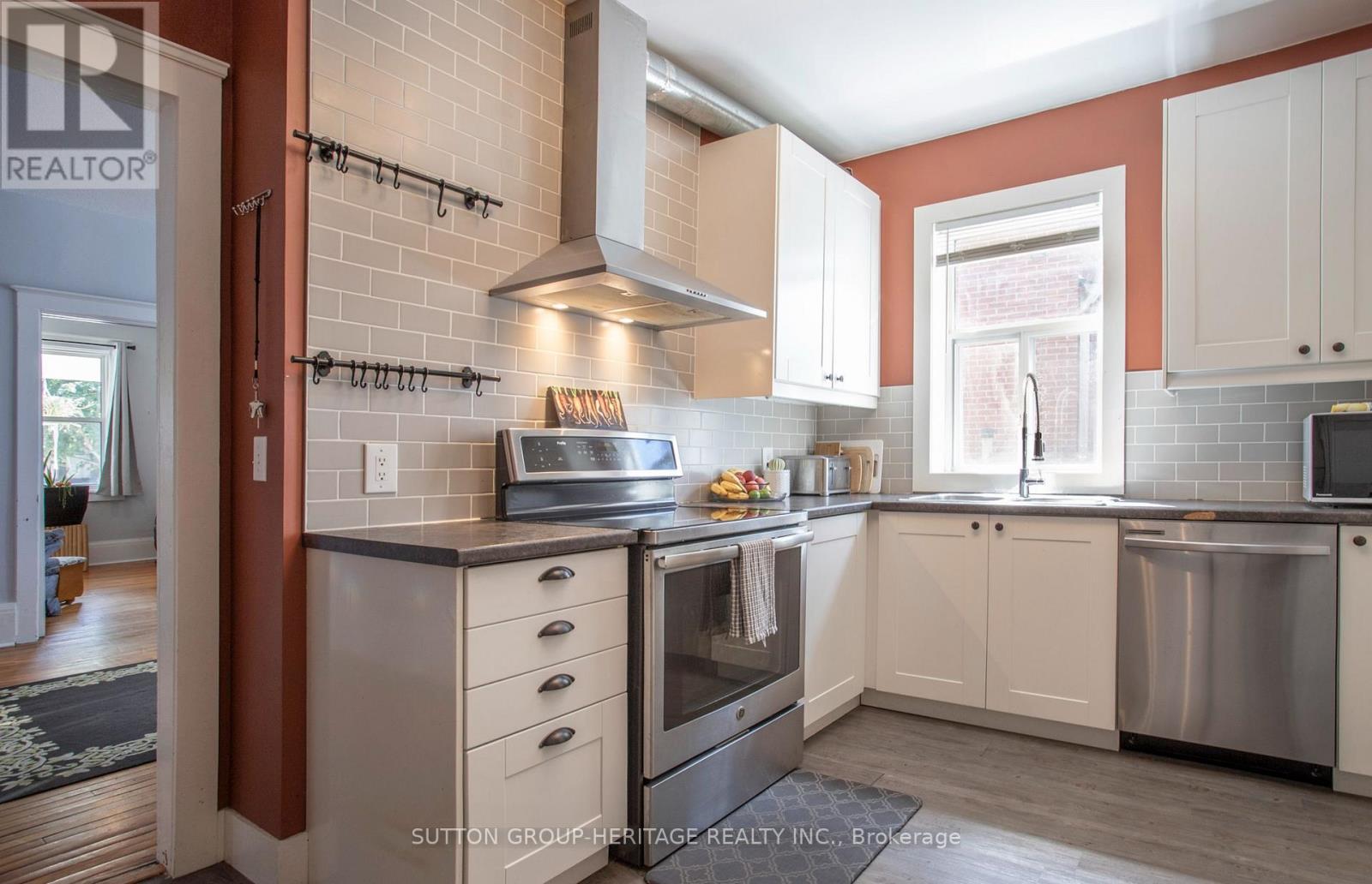 96 AGNES STREET - Image 7