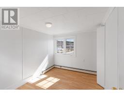 84 Main Street thumbnail 18