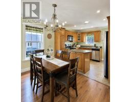 76 Clearwater Drive thumbnail 14