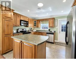 76 Clearwater Drive thumbnail 18