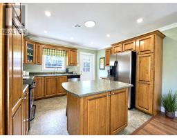 76 Clearwater Drive thumbnail 19