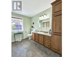 76 Clearwater Drive thumbnail 26