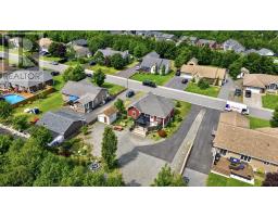 76 Clearwater Drive thumbnail 4