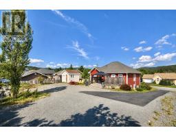76 Clearwater Drive thumbnail 5