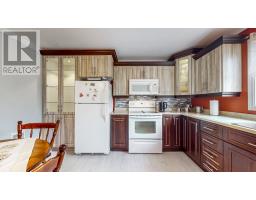 60 Lindbergh Crescent thumbnail 9