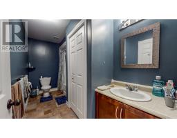166 Ladysmith Drive thumbnail 32