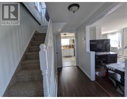 11 Gully Bank Road thumbnail 11
