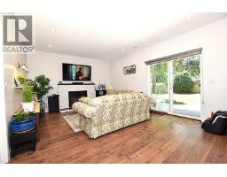 2904 Tatla Place, Coquitlam, BC V3C4W8 Photo 7