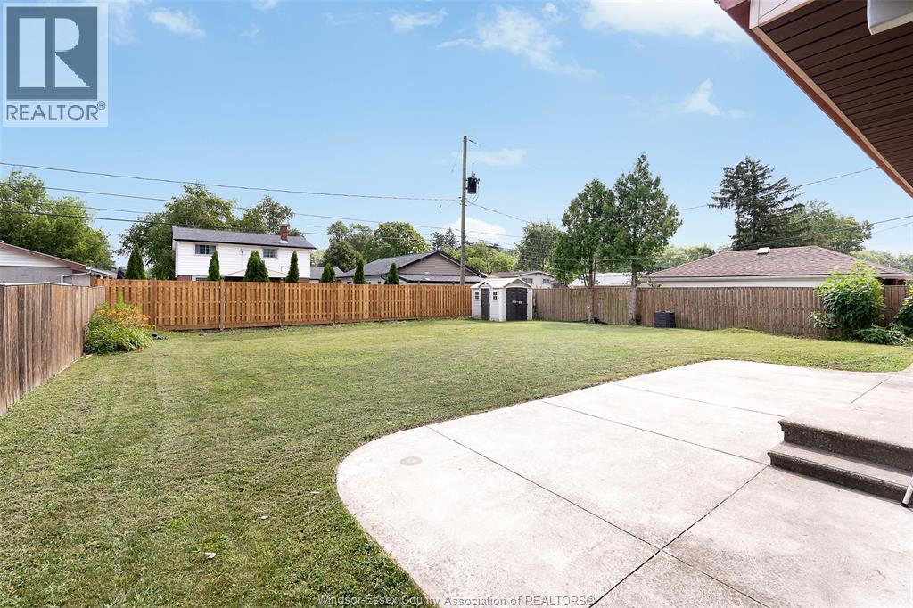 4100 MOUNT ROYAL - 31