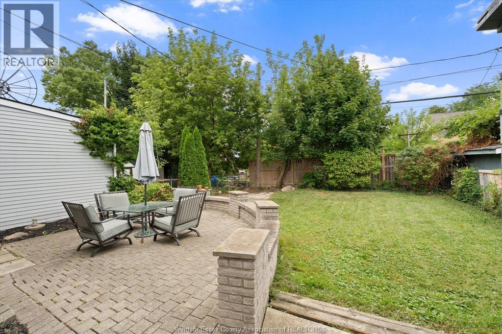 2258 TECUMSEH ROAD West - Image 25