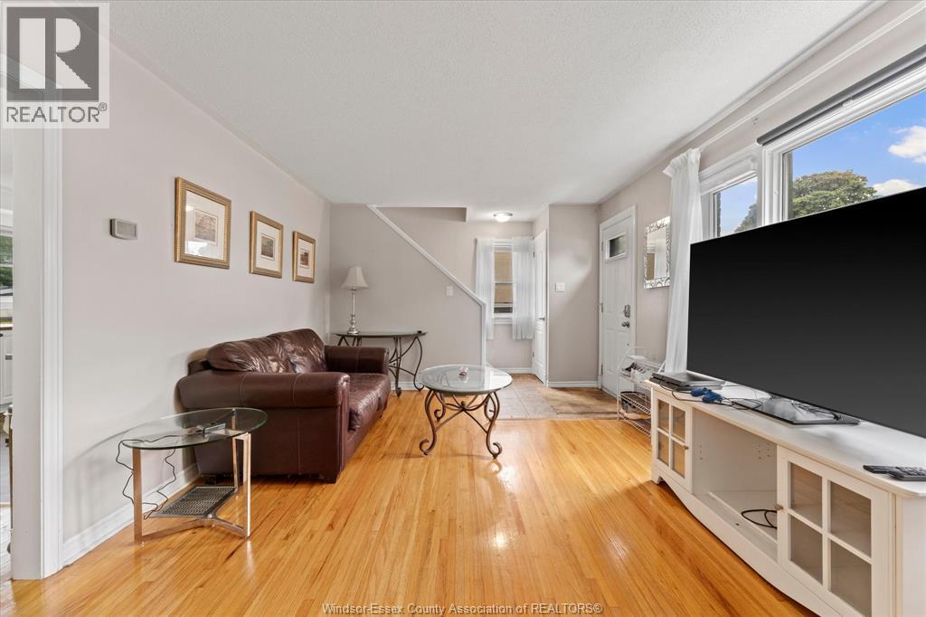 2258 TECUMSEH ROAD West - Image 7
