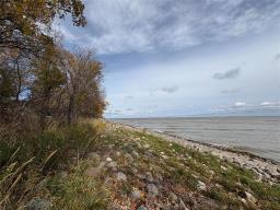 113 Bayduza Drive, Dauphin, MB R7N2T3 Photo 8