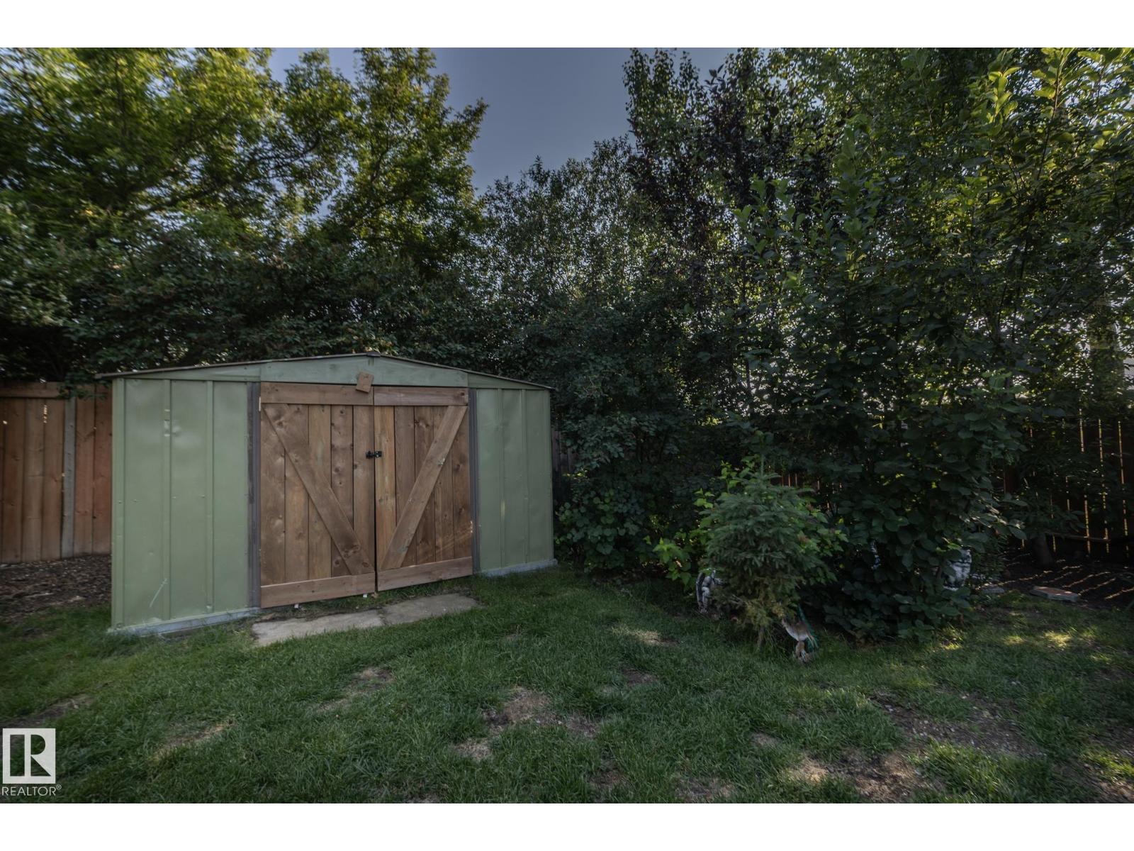 3608 44 ST - 48