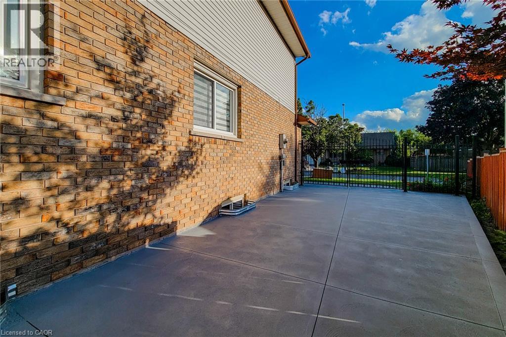 367 HEMLOCK Avenue - 5