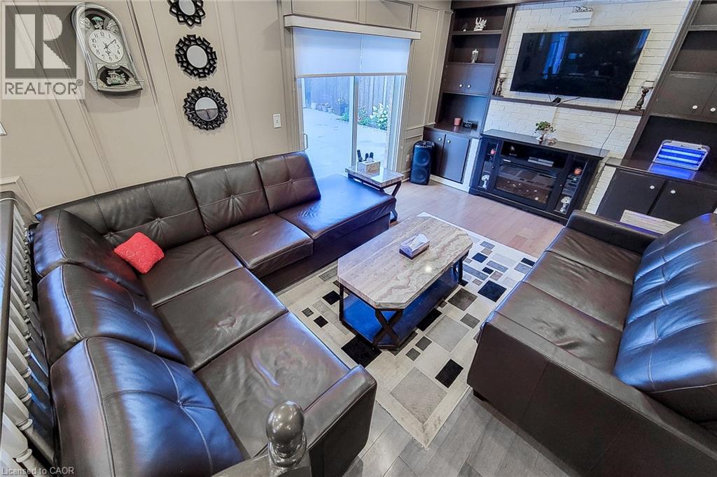 367 HEMLOCK Avenue - 24