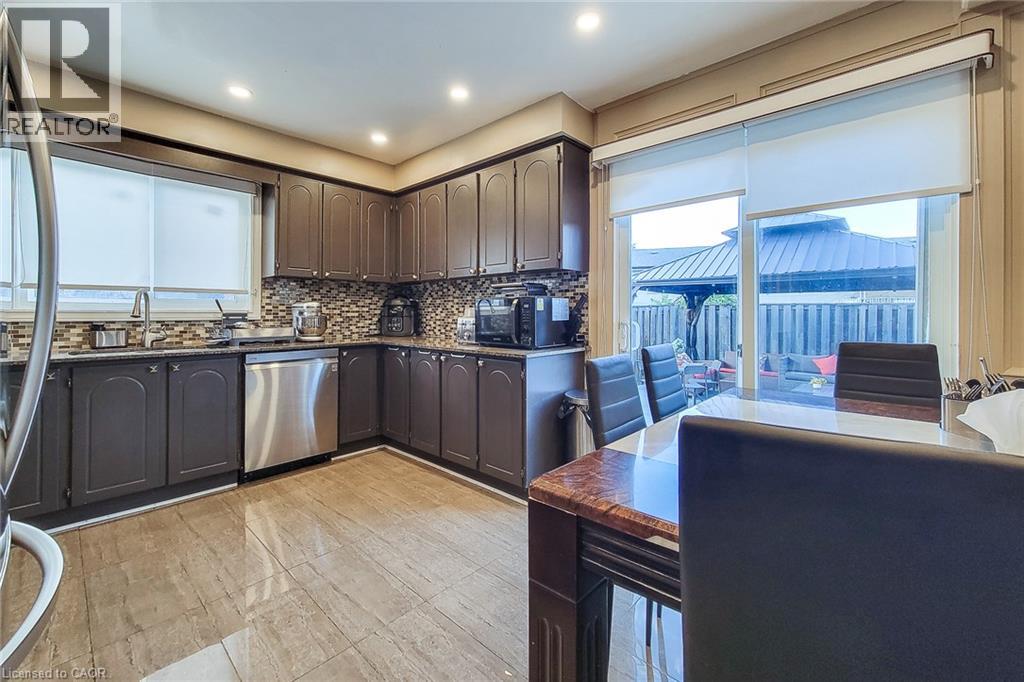 367 HEMLOCK Avenue - 28