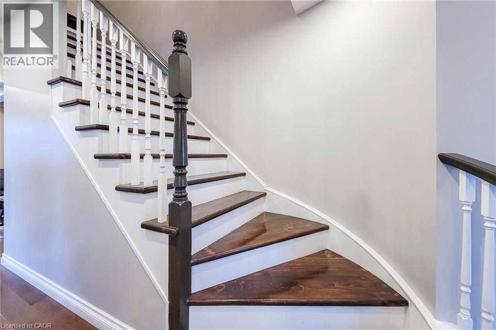 367 HEMLOCK Avenue - Image 33