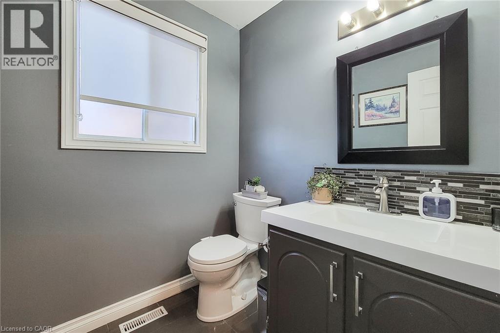 367 HEMLOCK Avenue - 32