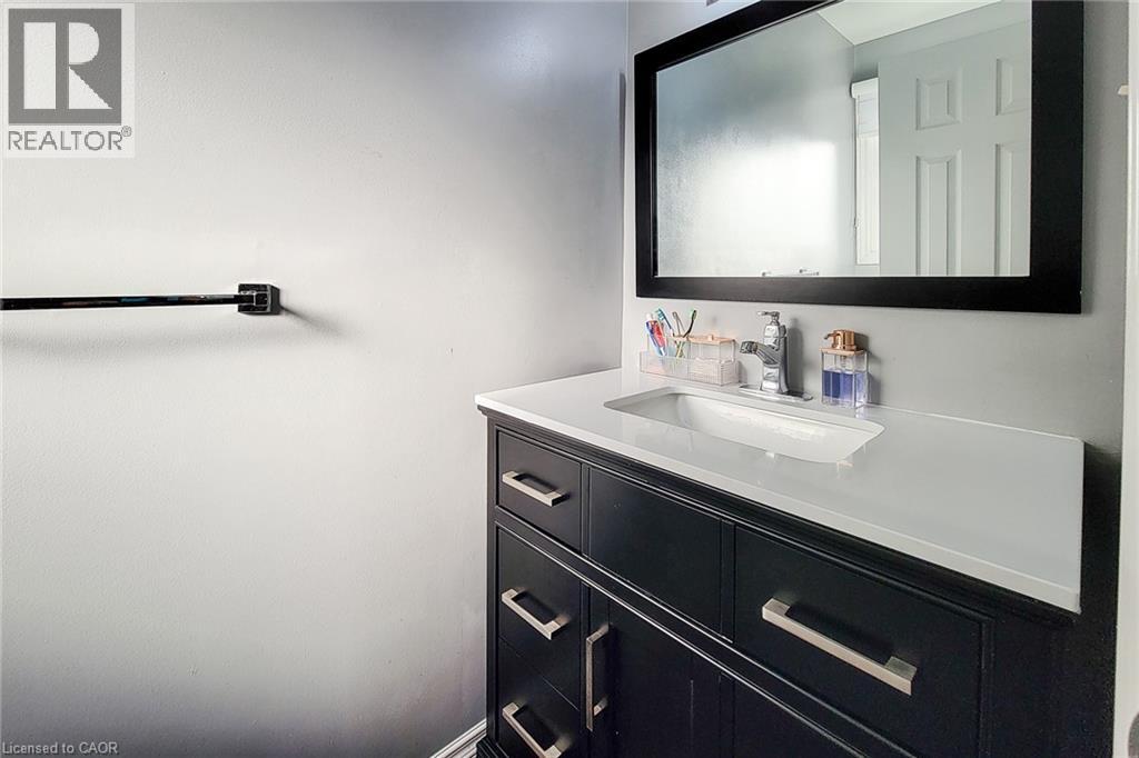 367 HEMLOCK Avenue - 39