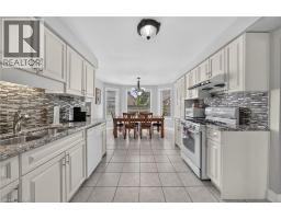 Eat in kitchen - 42 Hillgarden Avenue, Stoney Creek, ON L8J3R3 Photo 13