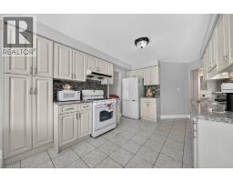 Living room - 42 Hillgarden Avenue, Stoney Creek, ON L8J3R3 Photo 15
